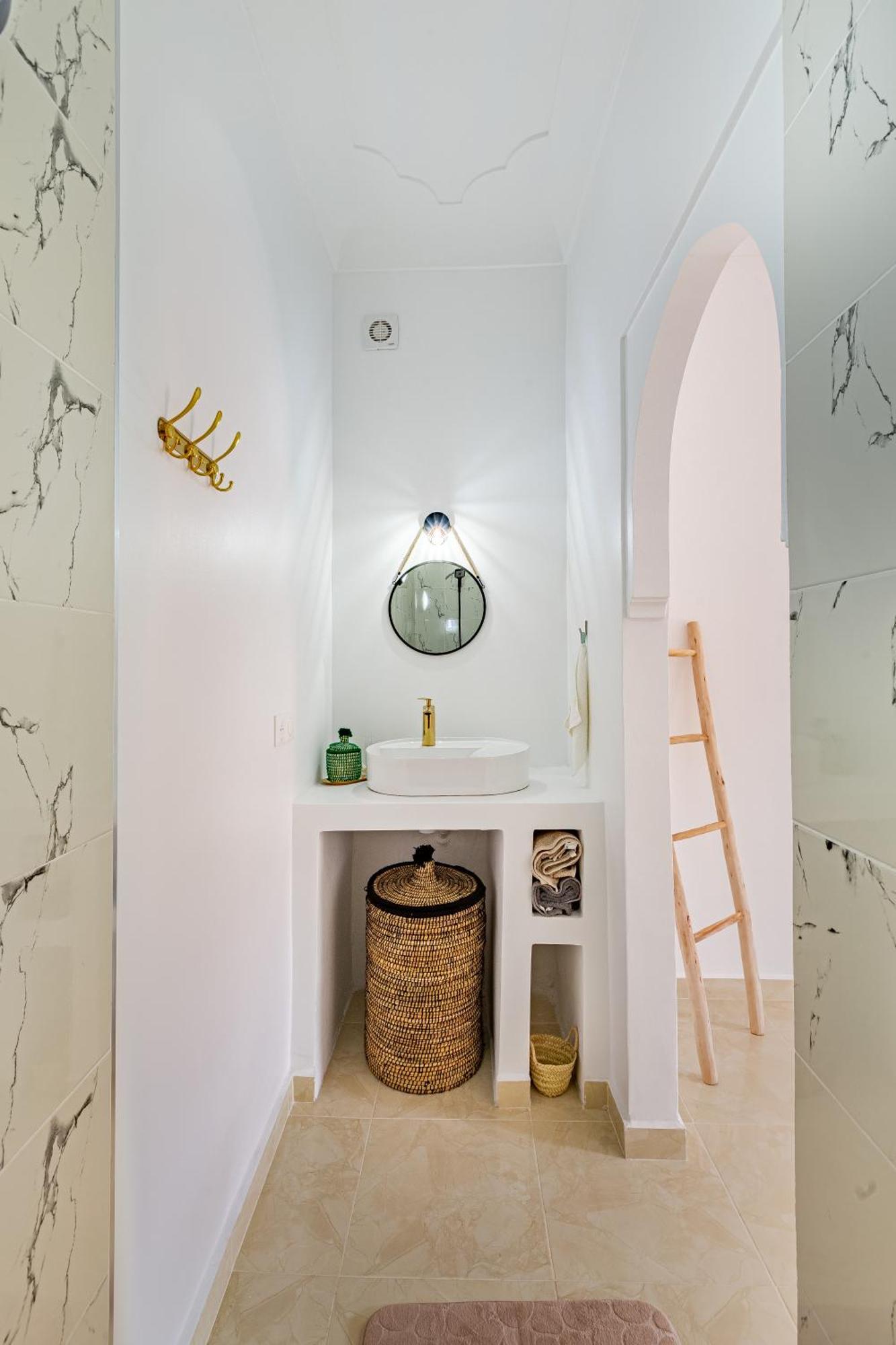 Riad Dar Juma, Suites & Appartements, Spa & Piscine Chauffee Маракеш Екстериор снимка