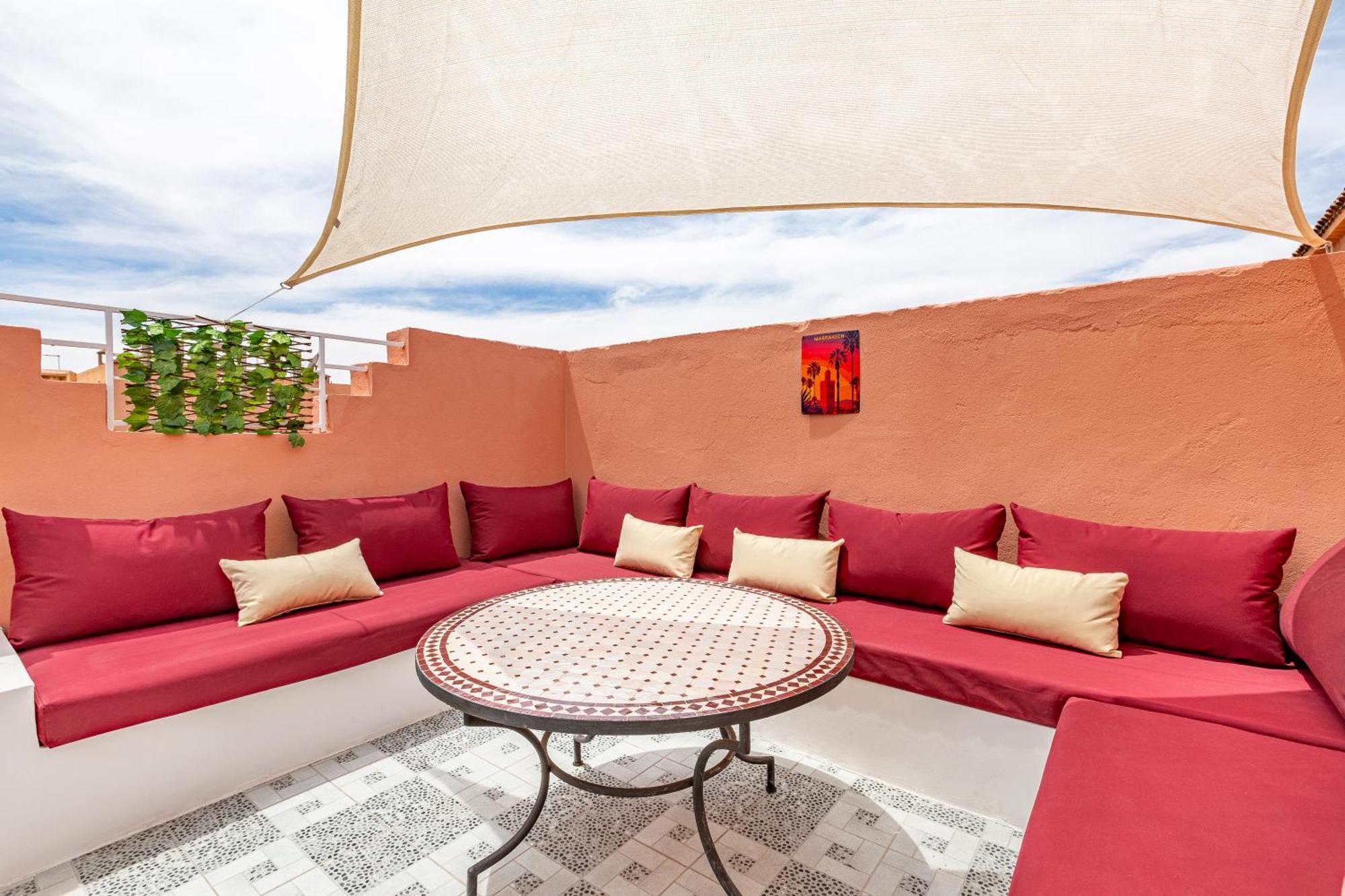 Riad Dar Juma, Suites & Appartements, Spa & Piscine Chauffee Маракеш Екстериор снимка